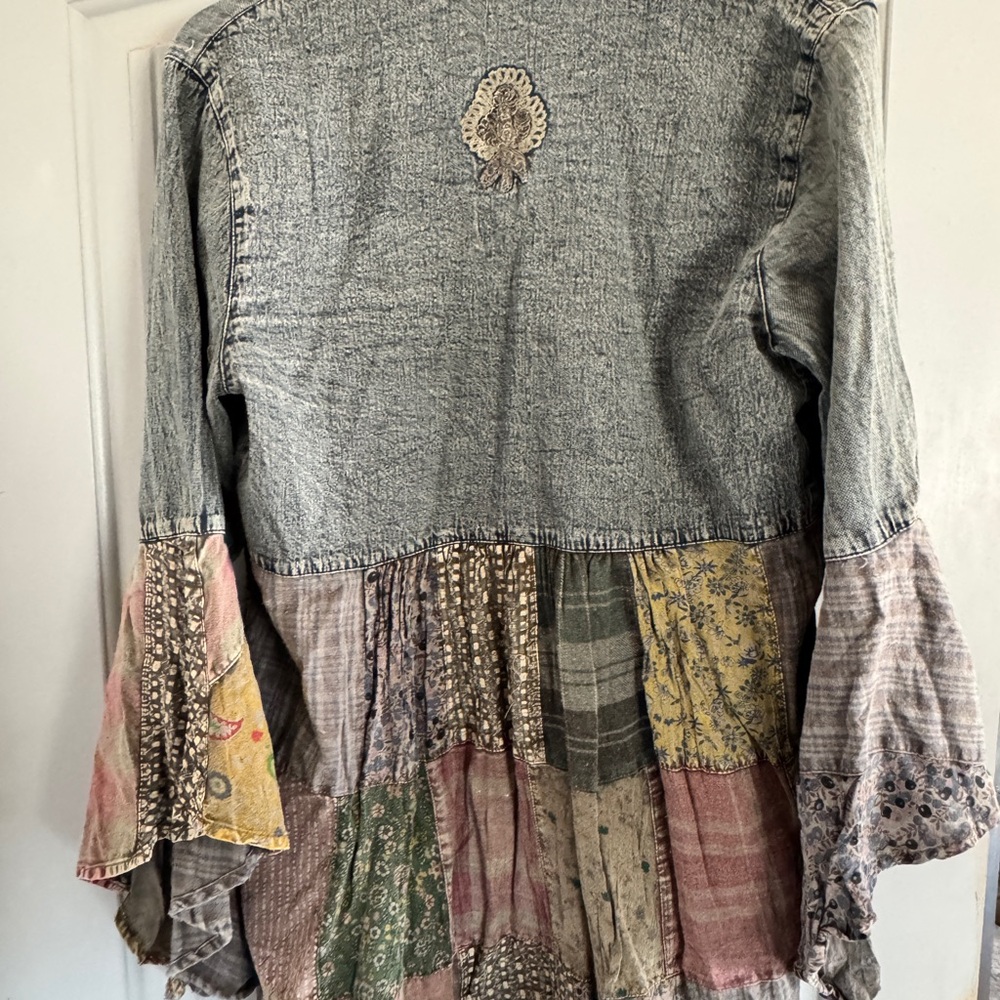 Young Threads Boutique Boho Kimono Shrug Patchwork Embroidered Top NWT M - Picture 10 of 11